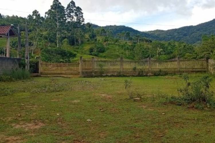 TERRENO NO SERT�O DO VALONGO 