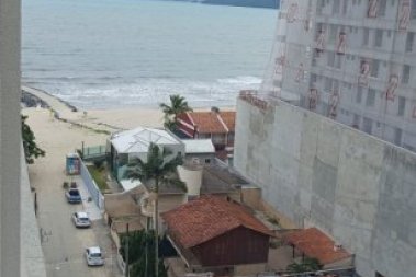 APARTAMENTO ALTO PADR�O 30 METROS DO MAR