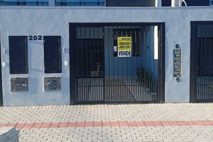 SOBRADO GEMINADO COM 02 SU�TES NOVO,PRONTO PARA MO