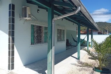 CASA 03 DORMIT�RIOS LOCA��O ANUAL